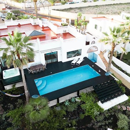 Villa Los Flamencos By Veaco- Beachfront & Pool Corralejo Exterior foto